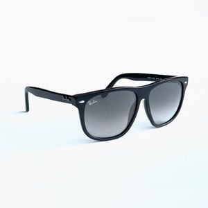 COPY - - Ray-Ban Oversized  sunglasses
